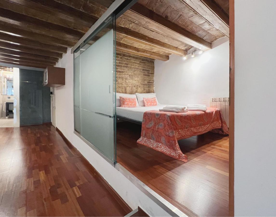 Stay U-Nique Apartments Placa Universitat Barcelona Eksteriør bilde